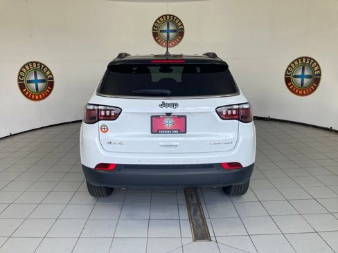 Used 2025 Jeep Compass Limited AWD/4WD image 22