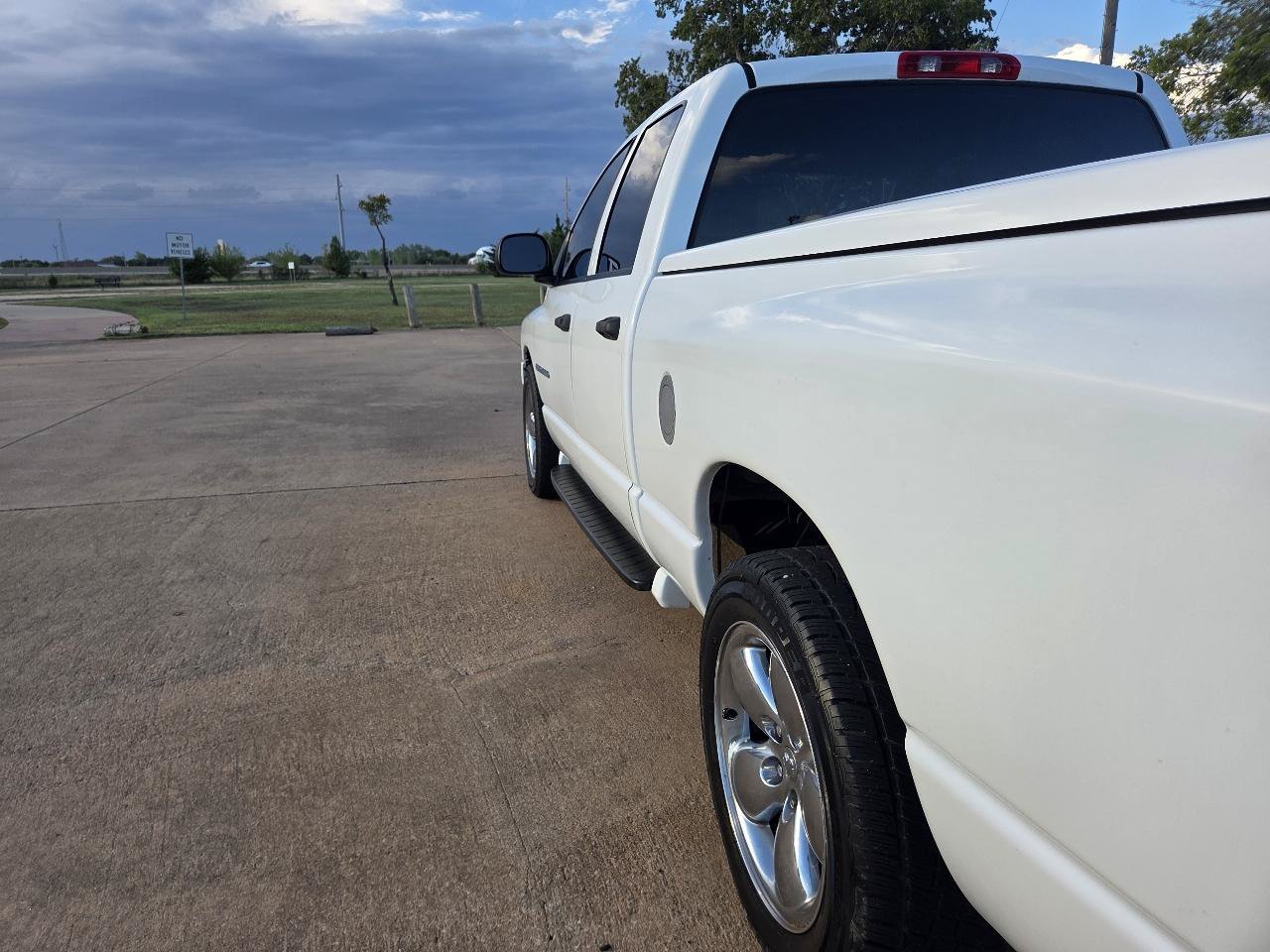 Used 2003 Dodge Ram 1500 Truck SLT RWD image 7