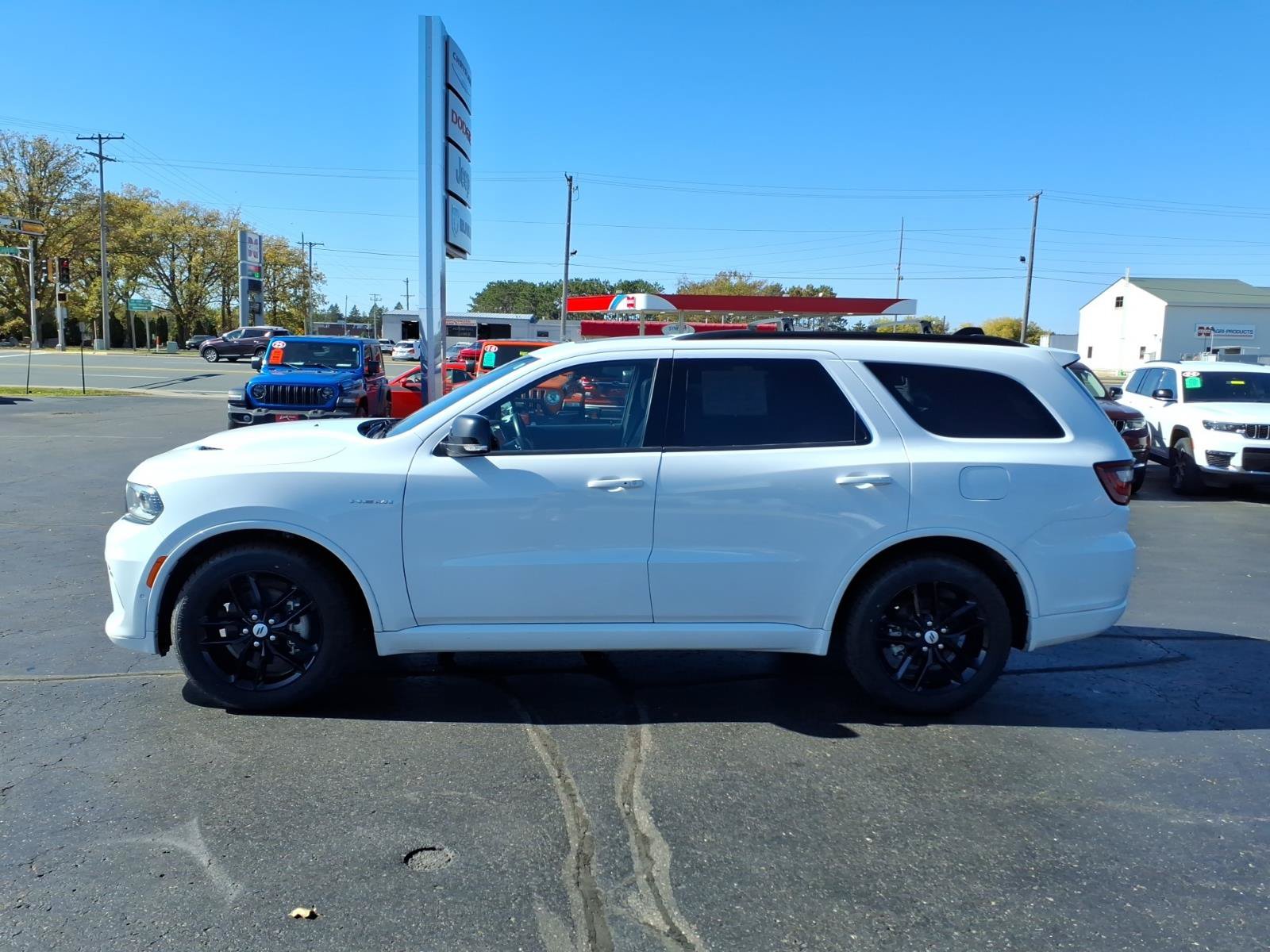 Used 2025 Dodge Durango R/T AWD/4WD image 7