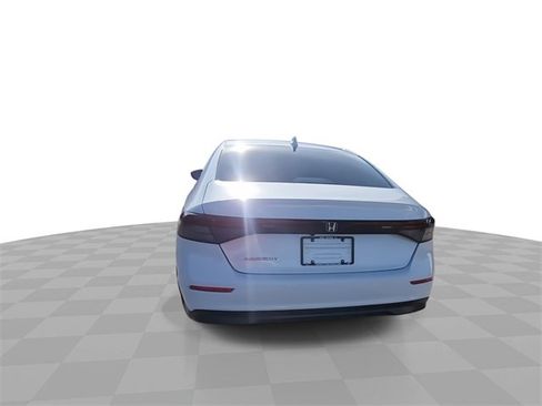 Used 2025 Honda Accord LX image 7