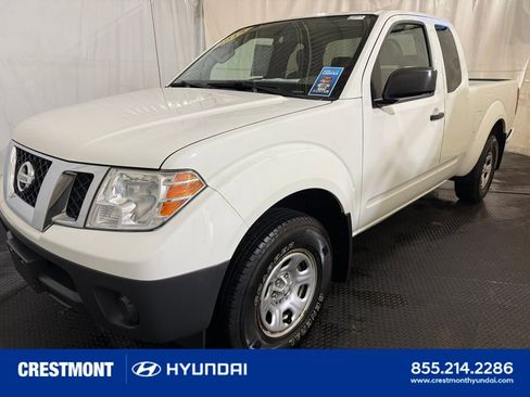 Used 2018 Nissan Frontier S RWD image 9