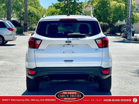 Used 2019 Ford Escape SE image 5
