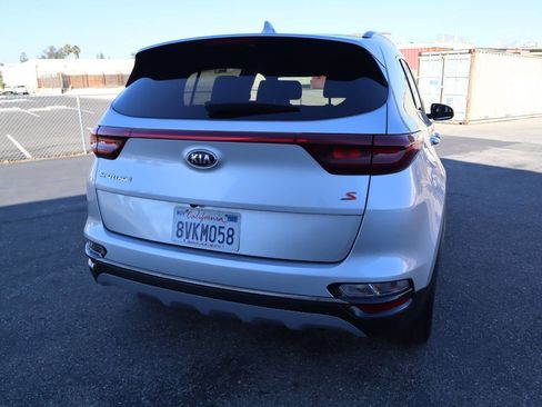 Used 2020 Kia Sportage S image 10