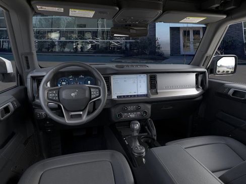 New 2026 Ford Bronco Outer Banks w/ Sasquatch Package image 9