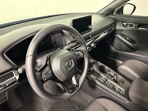 Used 2025 Honda Civic Sport image 16