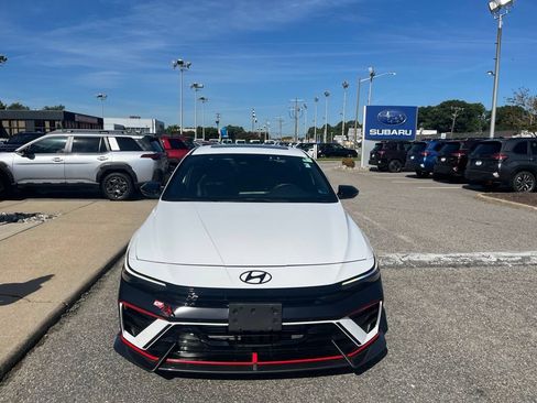 Used 2025 Hyundai Elantra N FWD image 8