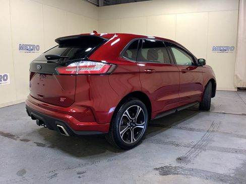 Certified 2019 Ford Edge ST w/ Convenience Package AWD/4WD image 3