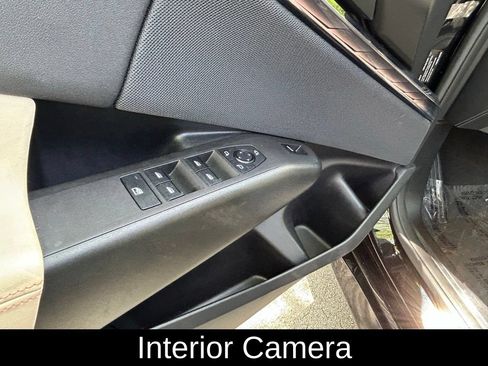 Used 2025 BMW X3 xDrive30i AWD/4WD image 13