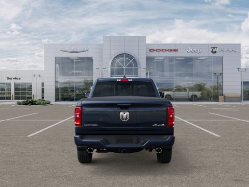 New 2026 RAM 1500 Laramie AWD/4WD image 8