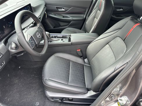 New 2026 Nissan Sentra SR w/ SR Premium Package image 10