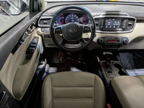 Used 2020 Kia Sorento EX FWD image 17