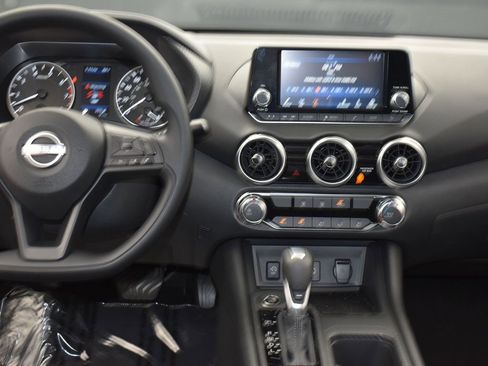 New 2025 Nissan Sentra S image 14