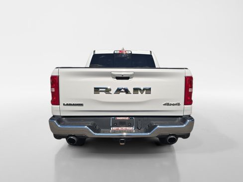Used 2025 RAM 1500 Laramie AWD/4WD image 4