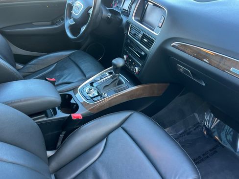 Used 2017 Audi Q5 2.0T Premium Plus w/ Technology Package image 17