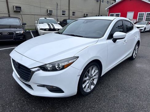 Used 2017 MAZDA MAZDA3 Touring FWD image 3