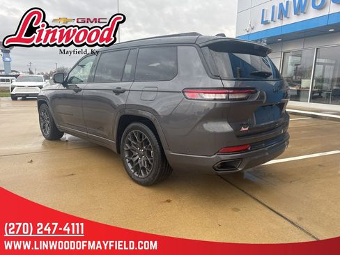 Used 2023 Jeep Grand Cherokee L Summit w/ Advanced Protech Group IV image 3