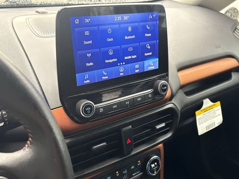 Used 2021 Ford EcoSport SE w/ SE Convenience Package image 13