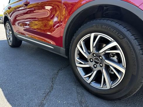 Certified 2023 Lincoln Corsair AWD w/ Equipment Group 101A image 11