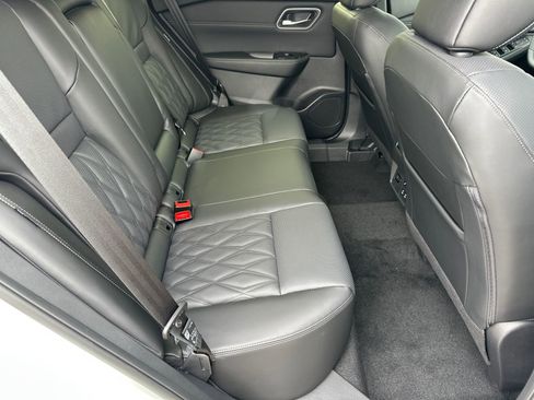 New 2026 Nissan Rogue Platinum w/ Tech Package image 15