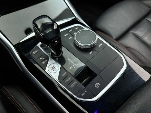 Used 2019 BMW 330i Sedan image 24