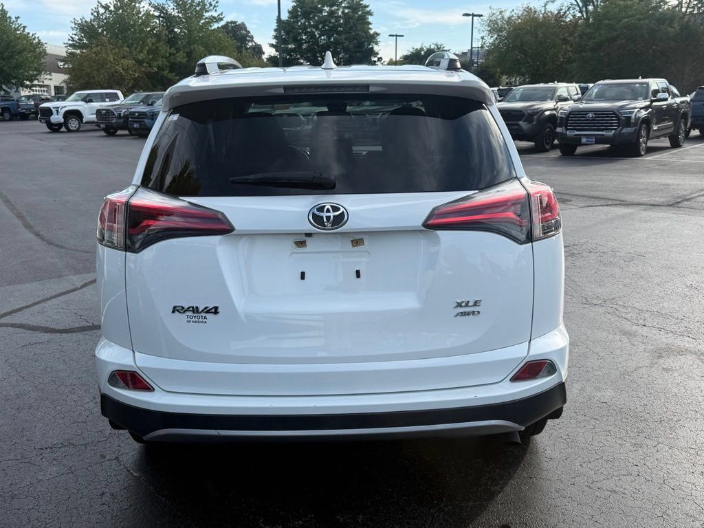 Certified 2018 Toyota RAV4 XLE AWD/4WD image 6