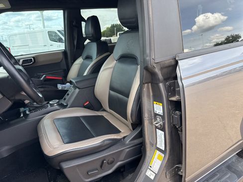 Used 2024 Ford Bronco Wildtrak AWD/4WD image 12