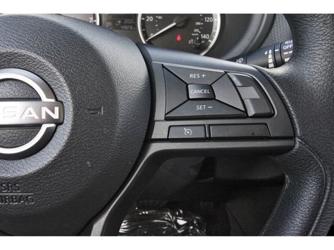 Certified 2025 Nissan Kicks Play S FWD image 21