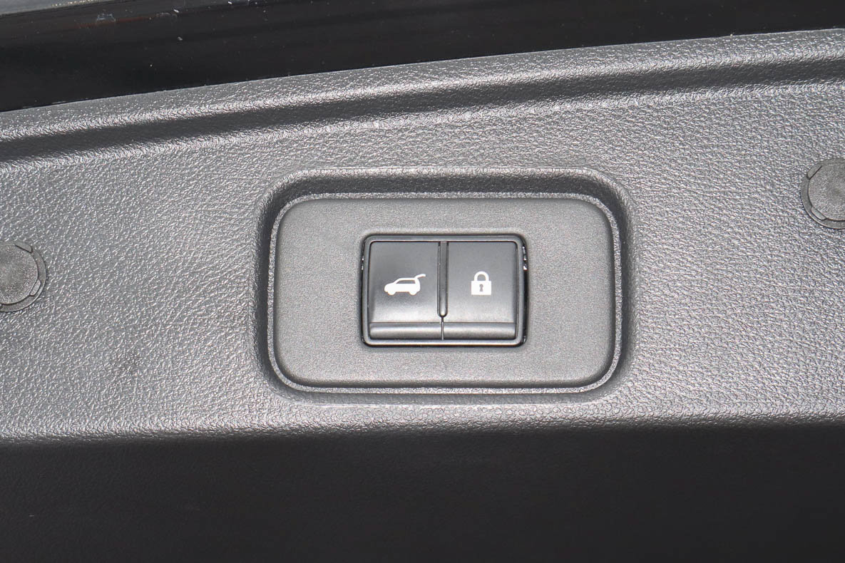 Used 2025 Nissan Pathfinder Rock Creek AWD/4WD image 20
