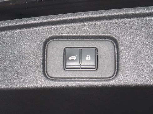 Used 2025 Nissan Pathfinder Rock Creek AWD/4WD image 20