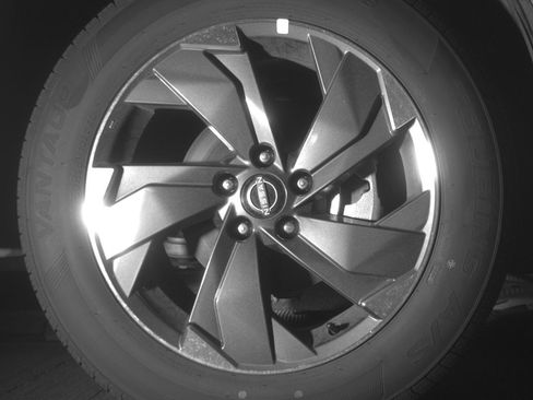 Used 2025 Nissan Rogue SV FWD image 13
