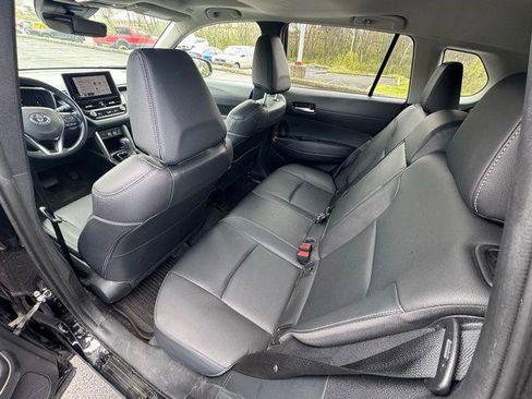 Certified 2023 Toyota Corolla Cross XLE w/ Convenience Package image 15