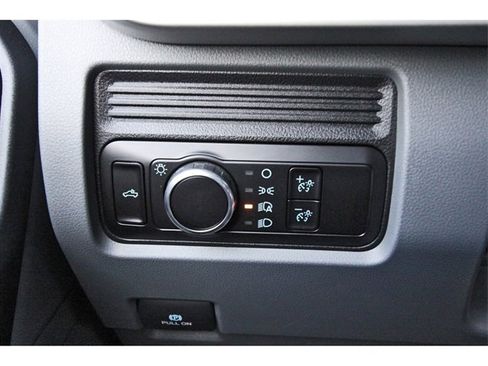 Used 2023 Ford F250 XL image 21