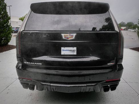 Used 2026 Cadillac Escalade V AWD/4WD image 10