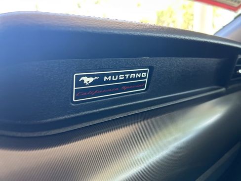 Used 2022 Ford Mustang GT Premium w/ Equipment Group 401A RWD image 50