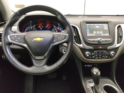 Used 2019 Chevrolet Equinox LT FWD image 22