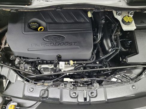 Used 2017 Ford Escape SE image 30