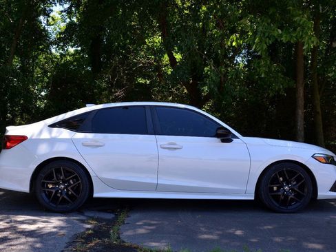 Used 2022 Honda Civic Sport image 4