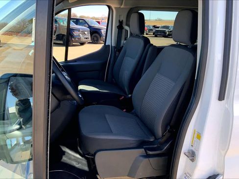 Used 2023 Ford Transit 350 XLT image 7