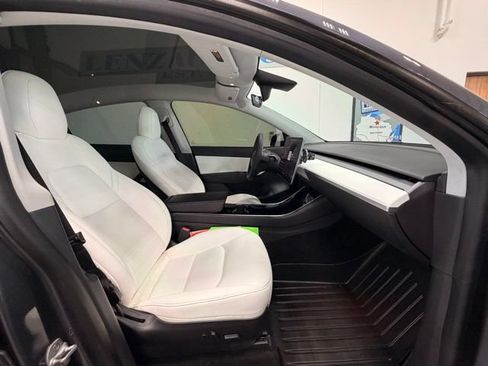 Used 2020 Tesla Model Y Long Range AWD/4WD image 14