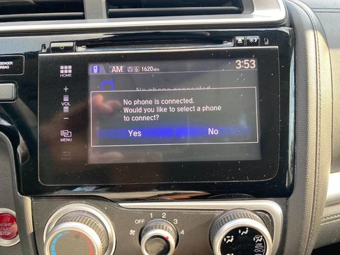 Used 2015 Honda Fit EX image 21