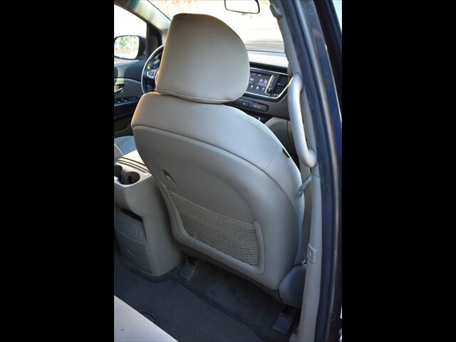 Used 2020 Kia Sedona LX FWD image 28