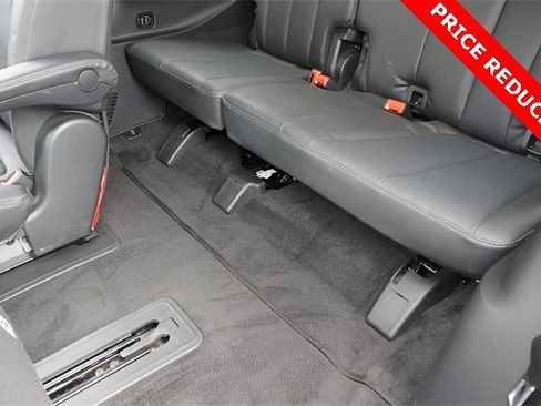 Used 2022 Hyundai Palisade SEL w/ Premium Package image 22