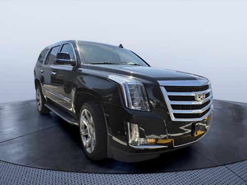 Used 2020 Cadillac Escalade Luxury AWD/4WD image 1