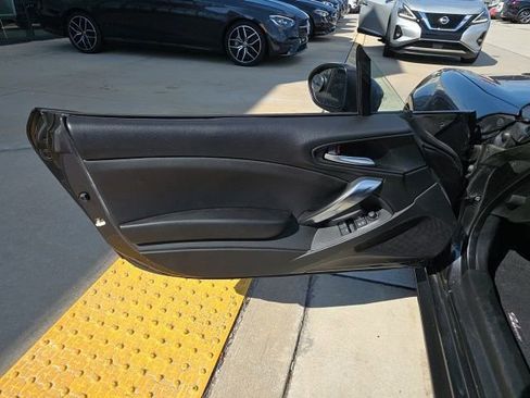 Used 2018 FIAT 124 Spider Classica w/ Technology Group image 11