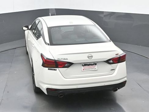 Used 2025 Nissan Altima 2.5 SR AWD/4WD image 15