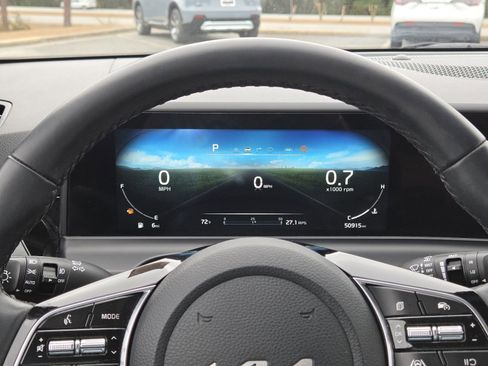 Used 2024 Kia Seltos S image 30