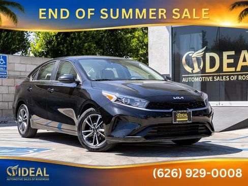 Used 2023 Kia Forte LXS w/ LXS Technology Package FWD image 1