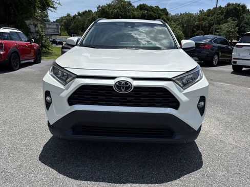 Used 2021 Toyota RAV4 XLE Premium FWD image 8