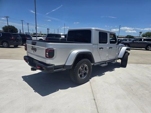 Used 2022 Jeep Gladiator Rubicon w/ LED Lighting Group AWD/4WD image 3