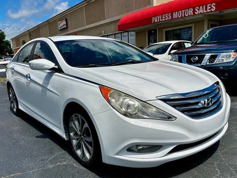 Used 2014 Hyundai Sonata SE FWD image 1